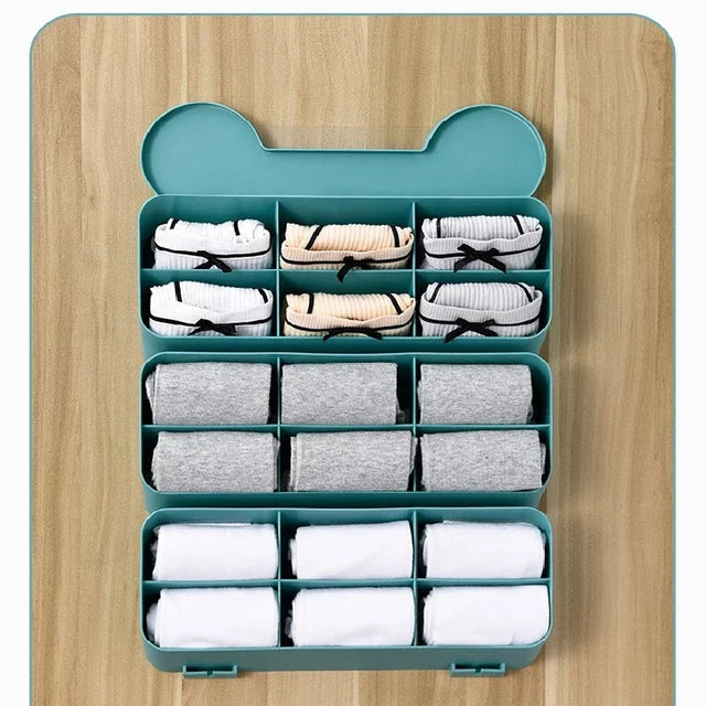 Wall-mounted Cloths Organizer