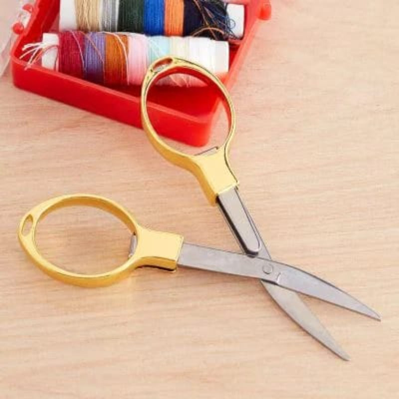 Mini Shear for Home and Travel Use.