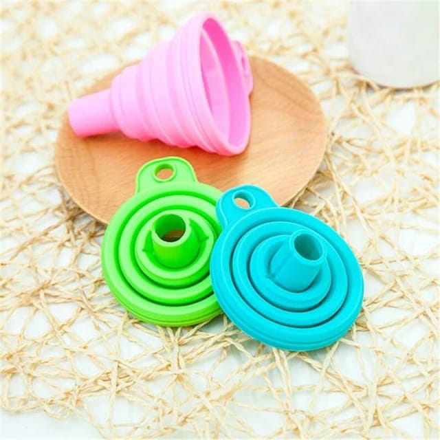 Silicone Telescopic Collapsible Mini Funnel for Liquid with different colors