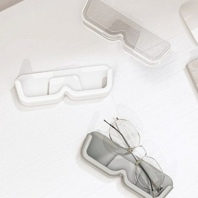 Eye Glass is Organized in the  Eye Wear Organizer.